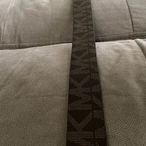 Michael Kors Belt (female)